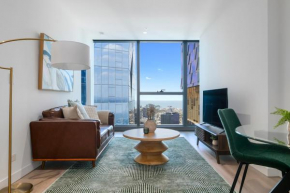 Bay and River Views Apt In Best Location with Pool